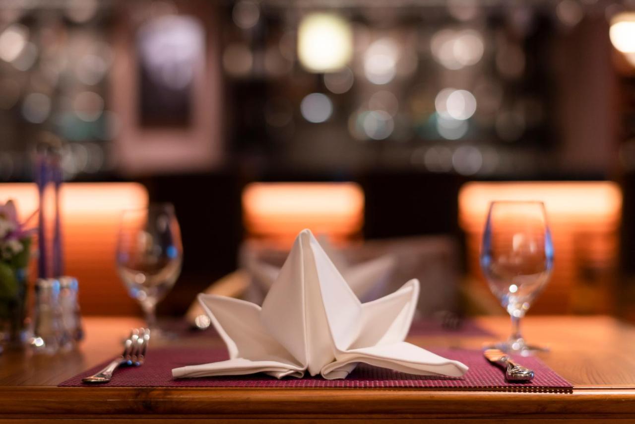 The Empress Premier Chiang Mai - Sha Extra Plus Exterior foto A folded napkin